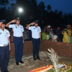 শিক্ষিকার আত্মত্যাগে শ্রদ্ধা: মাহেরীন চৌধুরীর সমাধিতে বিমান বাহিনীর পুষ্পাঞ্জলি