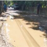 টেন্ডারের কাজ মাঝপথে থেমে, রাস্তায় ভোগান্তির শেষ নেই