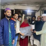 কুবিতে গাউসিয়া কমিটির শীতবস্ত্র বিতরণ ও মেহরাজ উদযাপন 