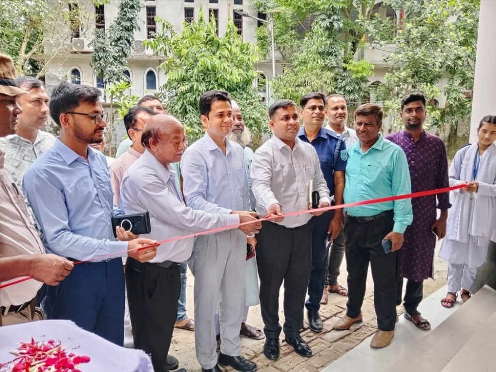 রংপুর সদর উপজেলা পাবলিক লাইব্রেরির উদ্বোধন।